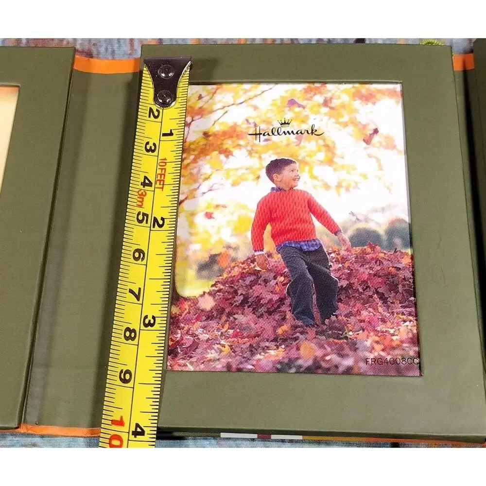 Hallmark Foldable Four-Panel Picture Frame with Autumn‎ Theme